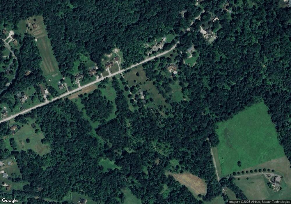 402 Munntown Rd, Eighty Four, PA 15330 - photo 1