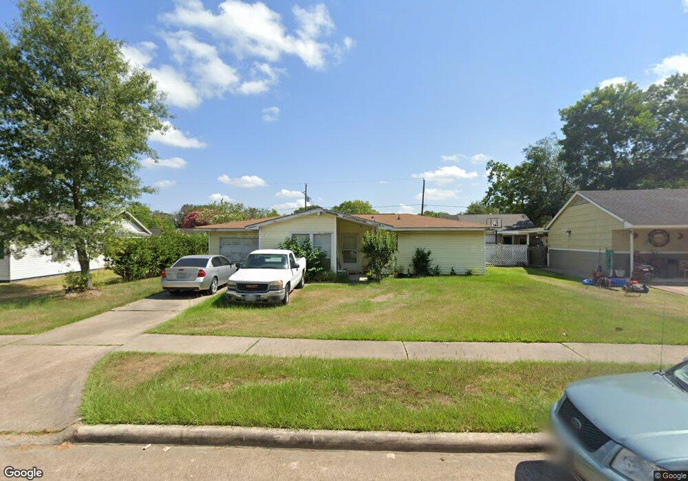 10115 Fonville Dr, Houston, TX 77075 - photo 1