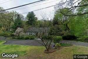 12 Shoreview Rd, Port Washington, NY 11050