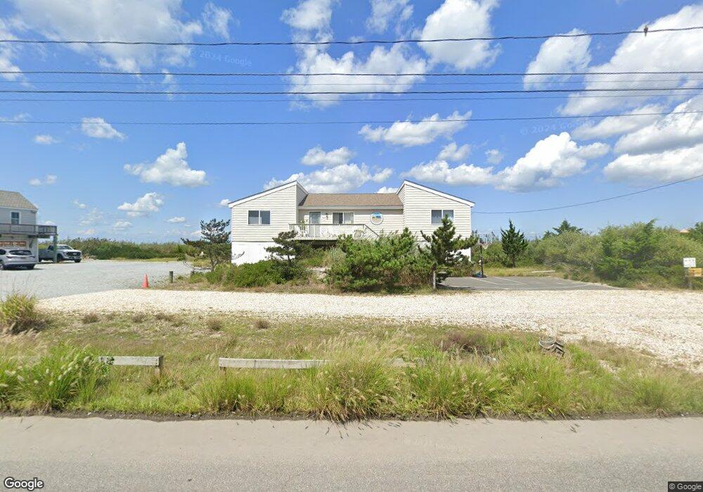 906 Dune Rd, Westhampton Beach, NY 11978 - photo 1