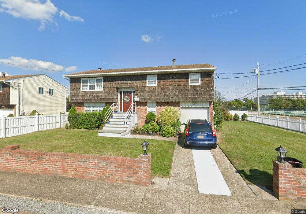 54 Acapulco St, Atlantic Beach, NY 11509 - photo 1