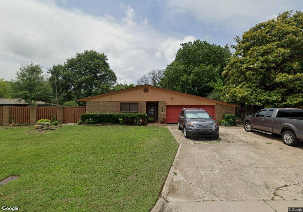 705 R St SW, Ardmore, OK 73401 - photo 1