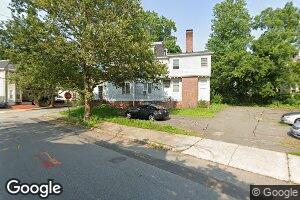 35 Arlington St Unit 4, Haverhill, MA 01830