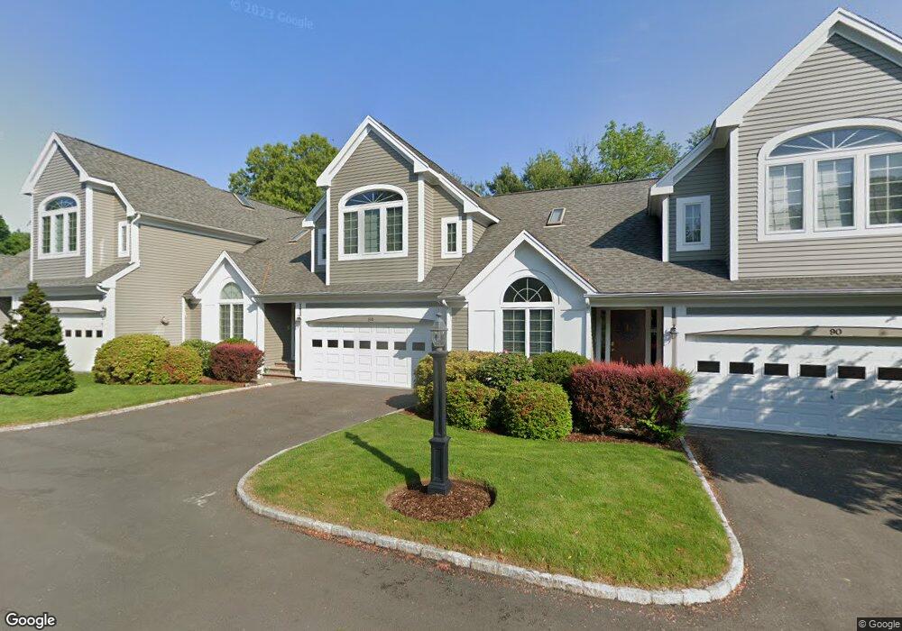 94 Hilary Cir, Fairfield, CT 06825 - photo 1