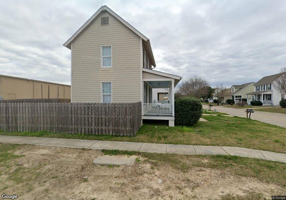 2201 Phillip Ct, Lake Charles, LA 70601 - photo 1