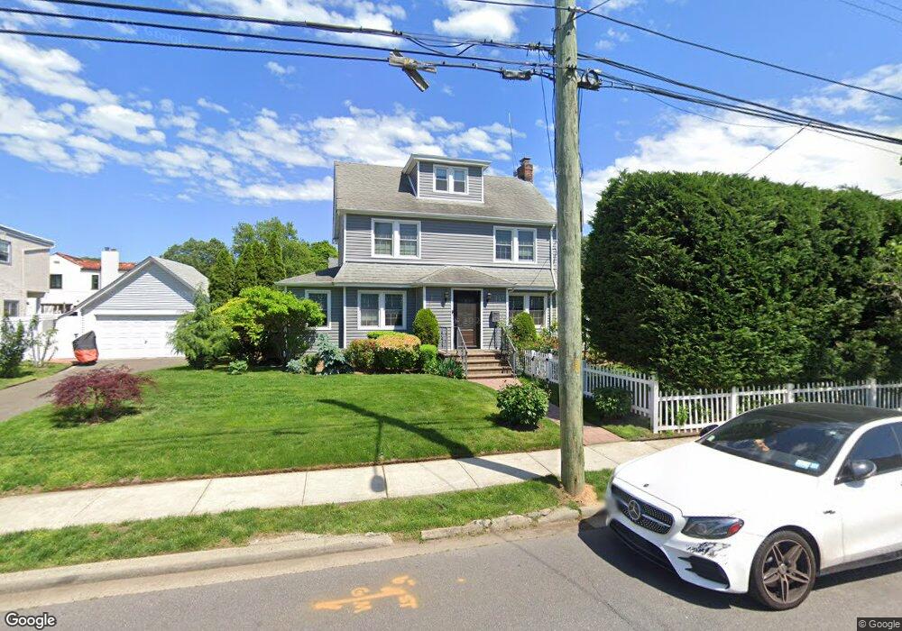 66 Buckingham Rd, West Hempstead, NY 11552 - photo 1