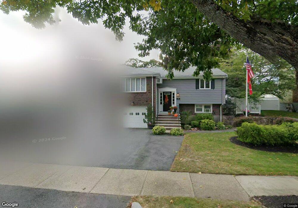 10 Alden Ave unit 2, Stoneham, MA 02180 - photo 1