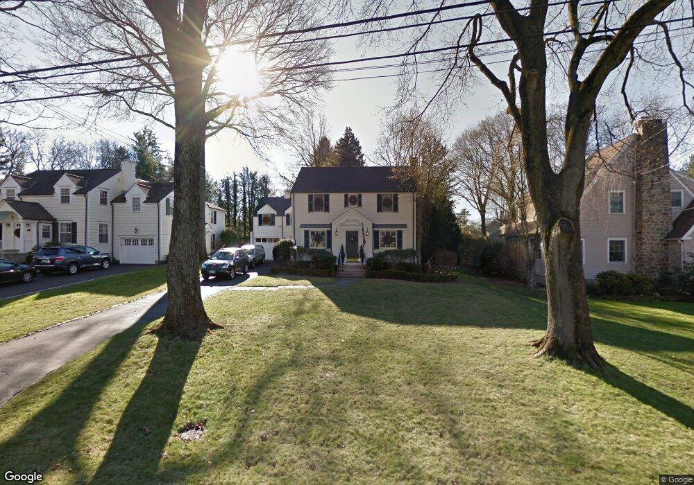 26 Lake Dr S, Riverside, CT 06878 - photo 1