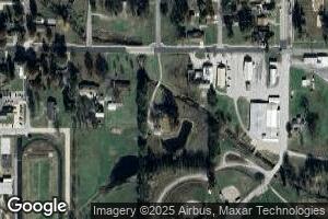 210 W Country Rd, Columbus, KS 66725