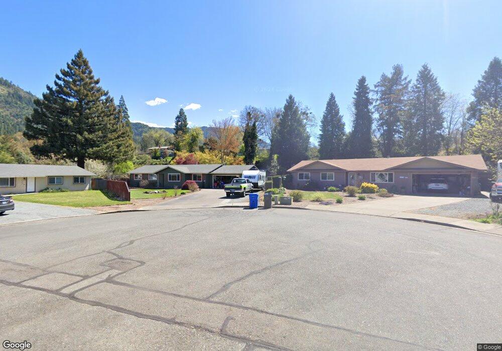 1779 Darrell Cir, Grants Pass, OR 97527 - photo 1