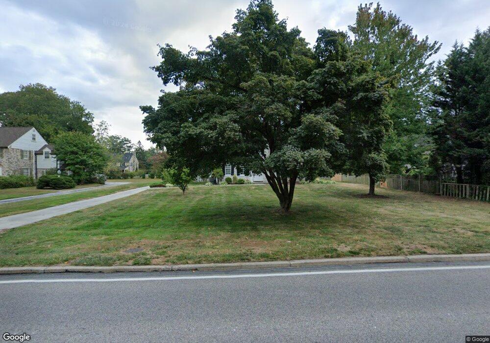 211 N Sproul Rd, Broomall, PA 19008 - photo 1