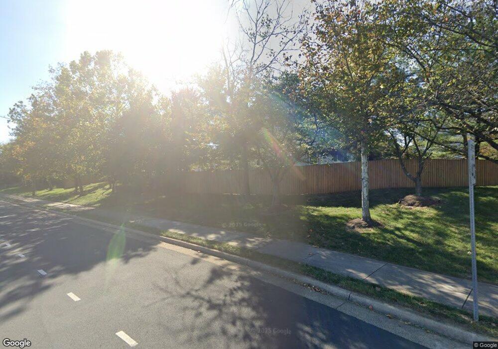 2535 James Maury Dr, Herndon, VA 20171 - photo 1