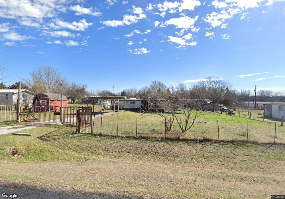 221 Kelley Dr, Weatherford, TX 76085 - photo 1