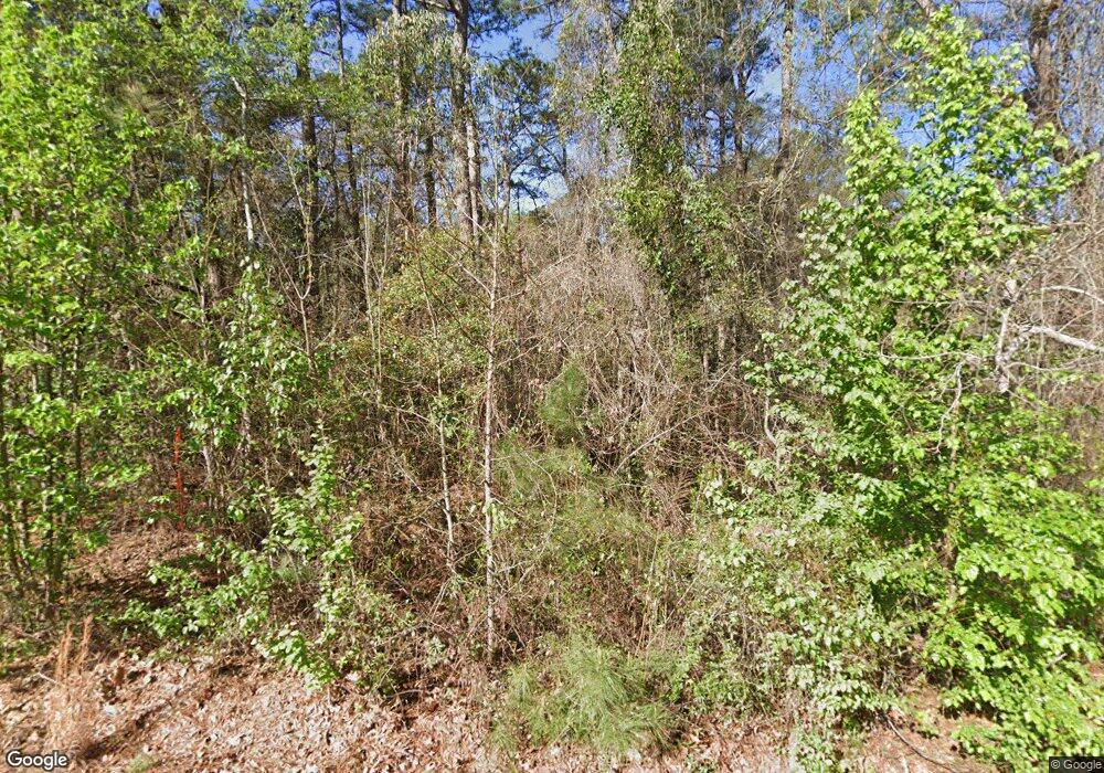 676 Fairfield Rd, Fayetteville, NC 28303 - photo 1