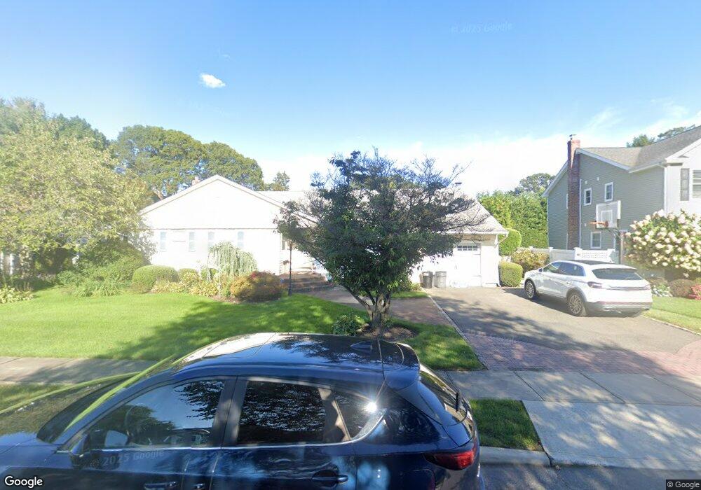 7 Ann Dr, Syosset, NY 11791 - photo 1