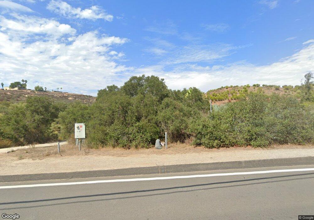 9560 Circle r Dr, Escondido, CA 92026 - photo 1