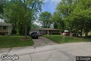62 Parkview Dr, Eldridge, IA 52748