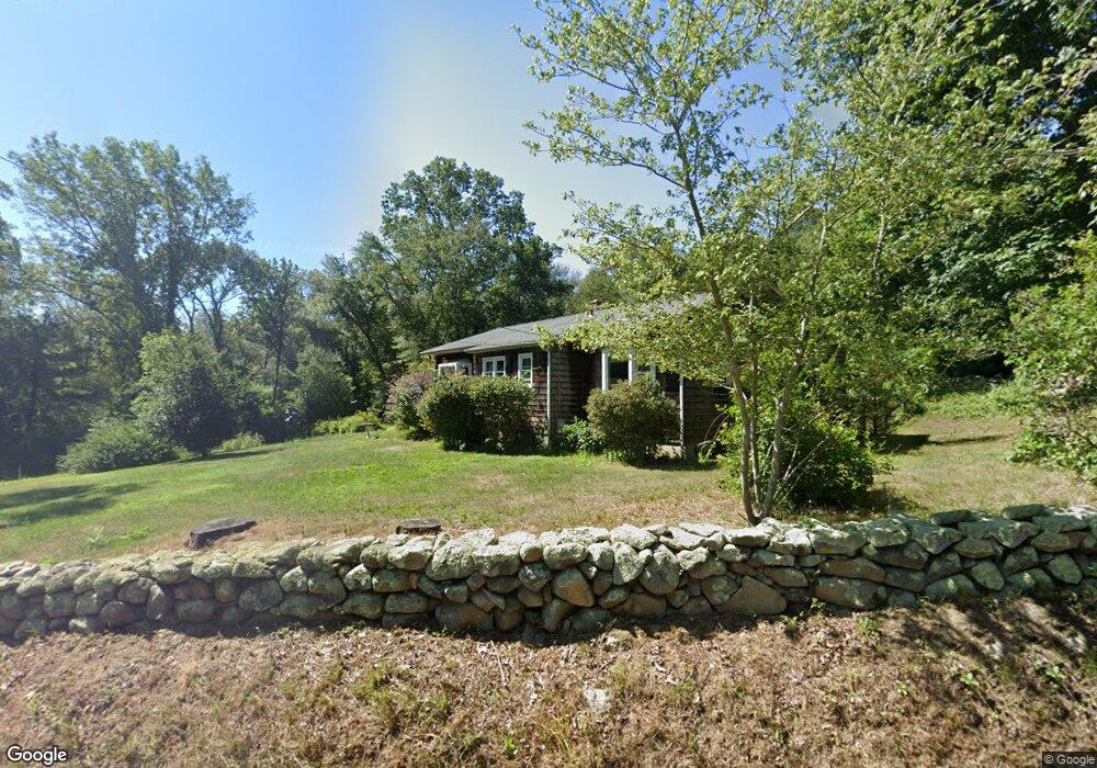 982 Wordens Pond Rd, Wakefield, RI 02879 - photo 1