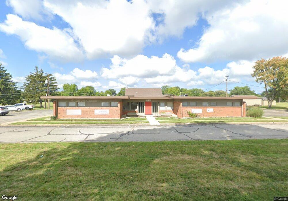 2530 Sandcrest Blvd, Columbus, IN 47203 - photo 1