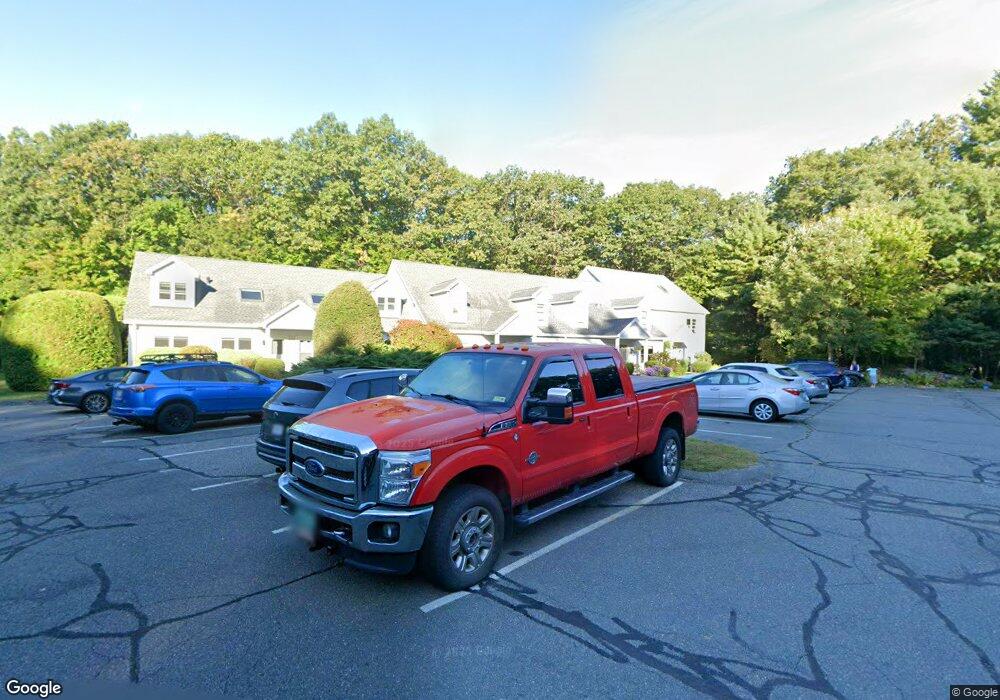 82 Pines Edge Dr, Northampton, MA 01060 - photo 1