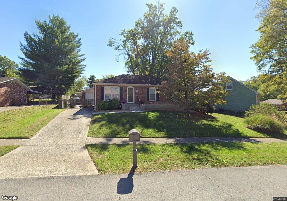 8003 Rochelle Rd, Louisville, KY 40228 - photo 1