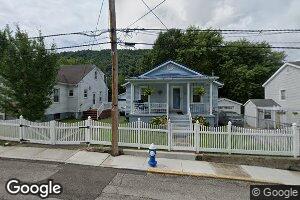 127 3rd Ave, Glasgow, WV 25086
