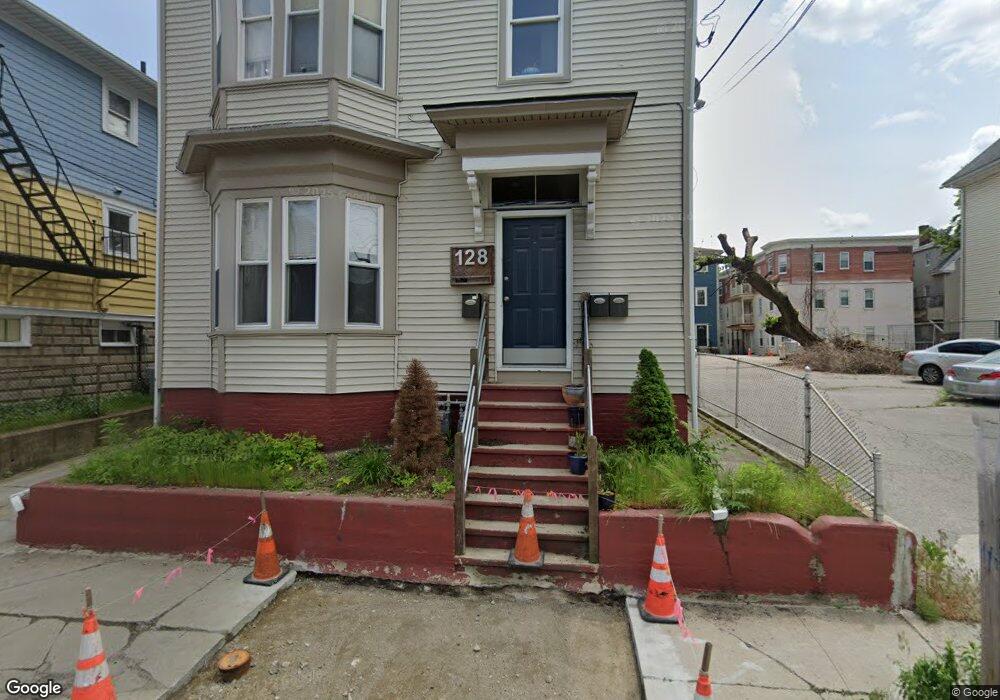 128 Penn St unit 2F, Providence, RI 02909 - photo 1