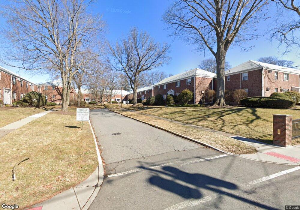 125 E Clinton Ave unit 4A, Bergenfield, NJ 07621 - photo 1