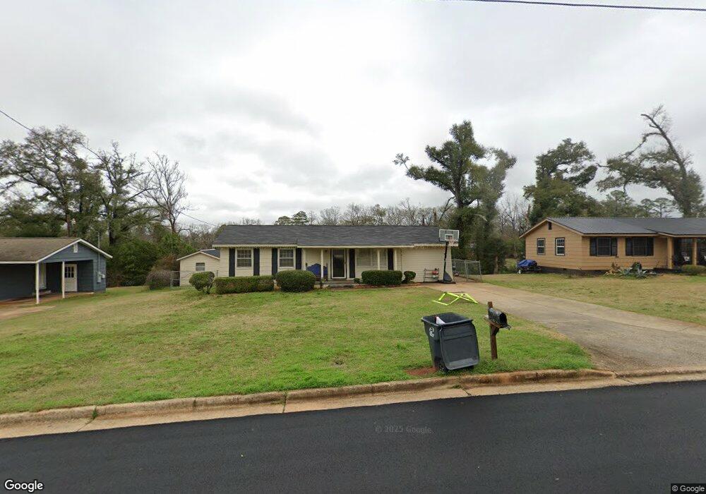 717 Pine Ave, Americus, GA 31709 - photo 1