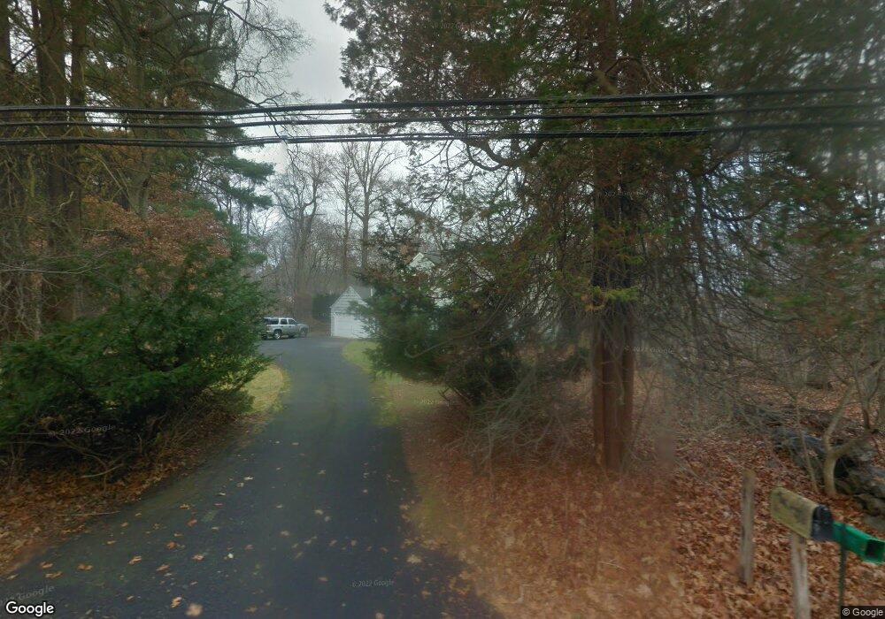 8 Appletree Ln, Norwalk, CT 06850 - photo 1