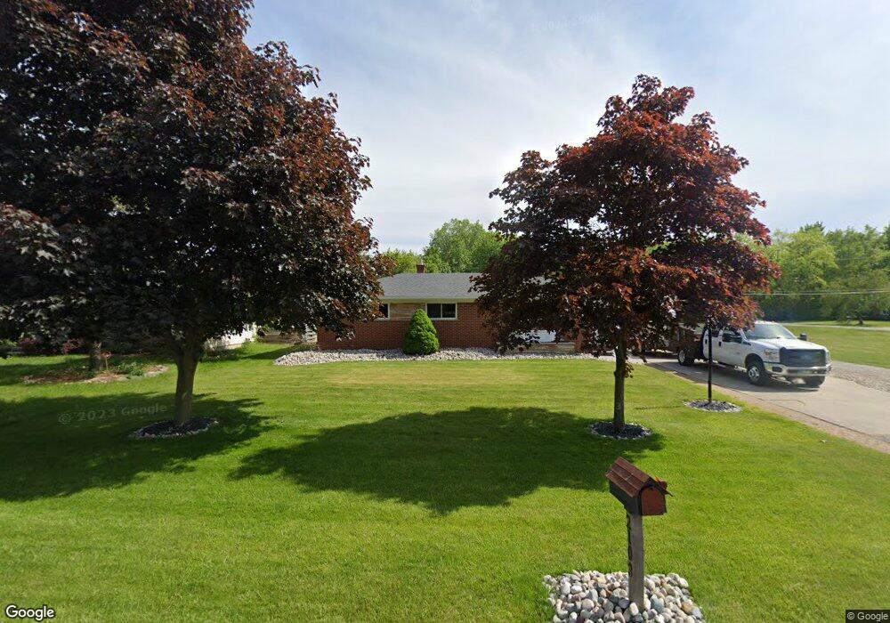 2103 Maplecrest Dr, Carleton, MI 48117 - photo 1