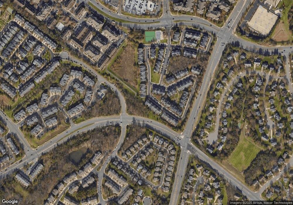 13000 Park Crescent Cir, Herndon, VA 20171 - photo 1