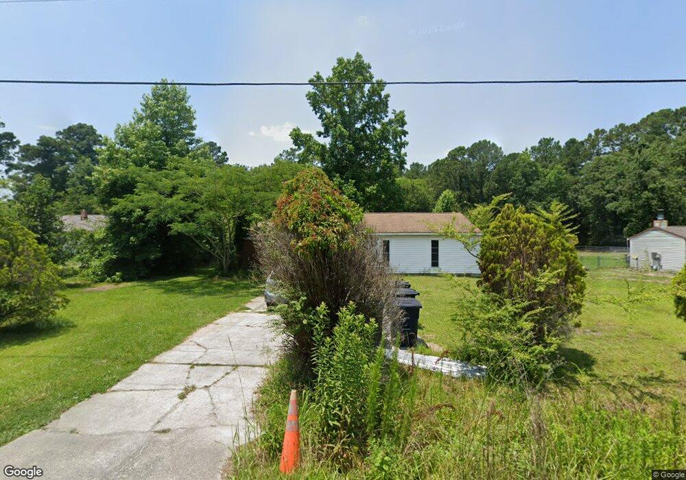 227 Lakewood Dr, Jacksonville, NC 28546 - photo 1