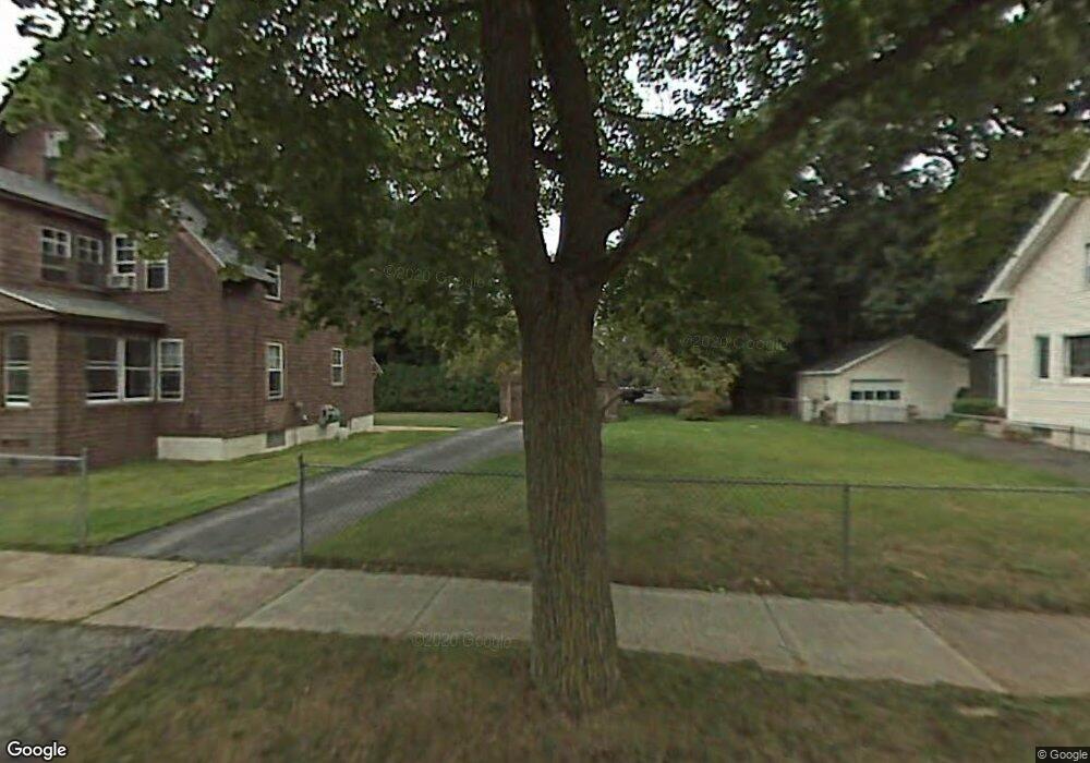 27 Nelson St, West Springfield, MA 01089 - photo 1