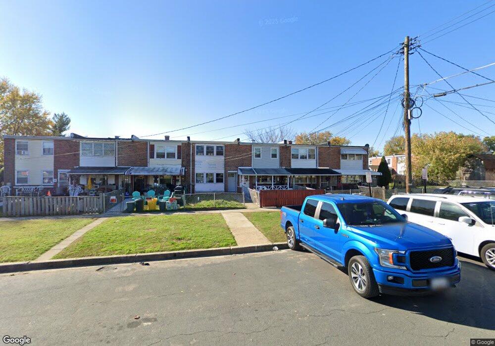 911 Winsap Ct, Halethorpe, MD 21227 - photo 1