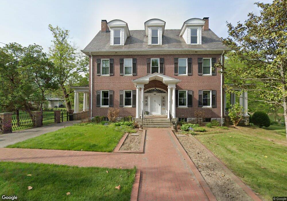 511 Wapping St, Frankfort, KY 40601 - photo 1