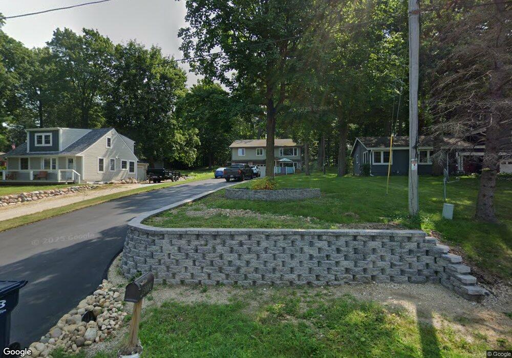 6012 Artist Bay Rd, West Bend, WI 53095 - photo 1