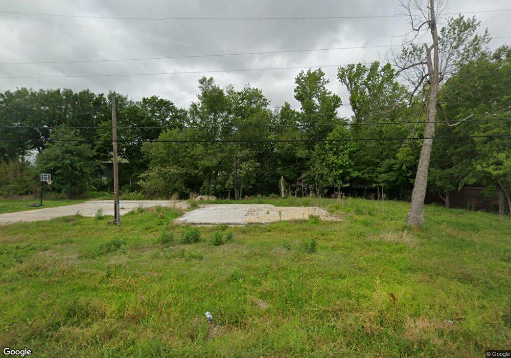 5402 Powell Ln, Lake Charles, LA 70605 - photo 1