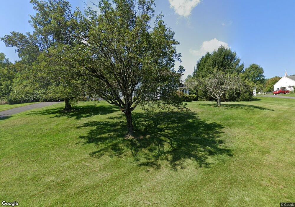 907 Renaldi Rd, Wind Gap, PA 18091 - photo 1