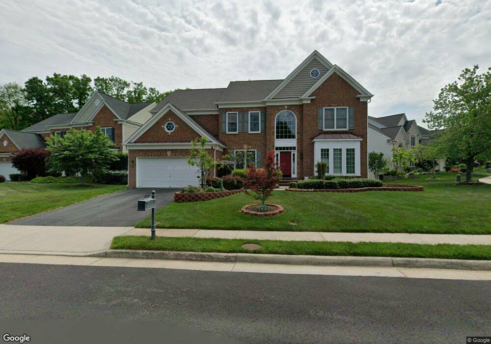 7955 Crepe Myrtle Ct, Lorton, VA 22079 - photo 1