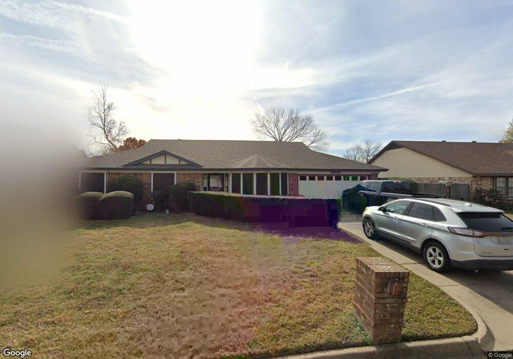 8608 Kirk Ln, North Richland Hills, TX 76182 - photo 1