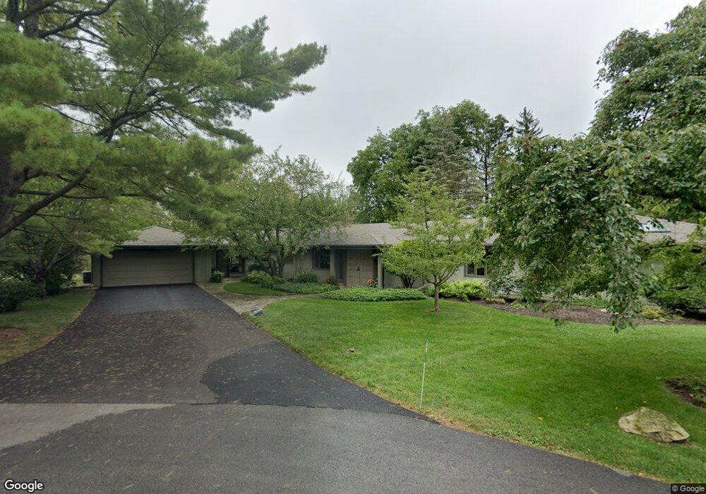 723 Pleasant Ln, Glenview, IL 60025 - photo 1