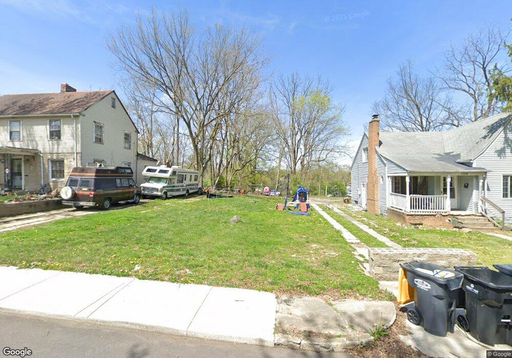 1720 W 10th St, Anderson, IN 46016 - photo 1