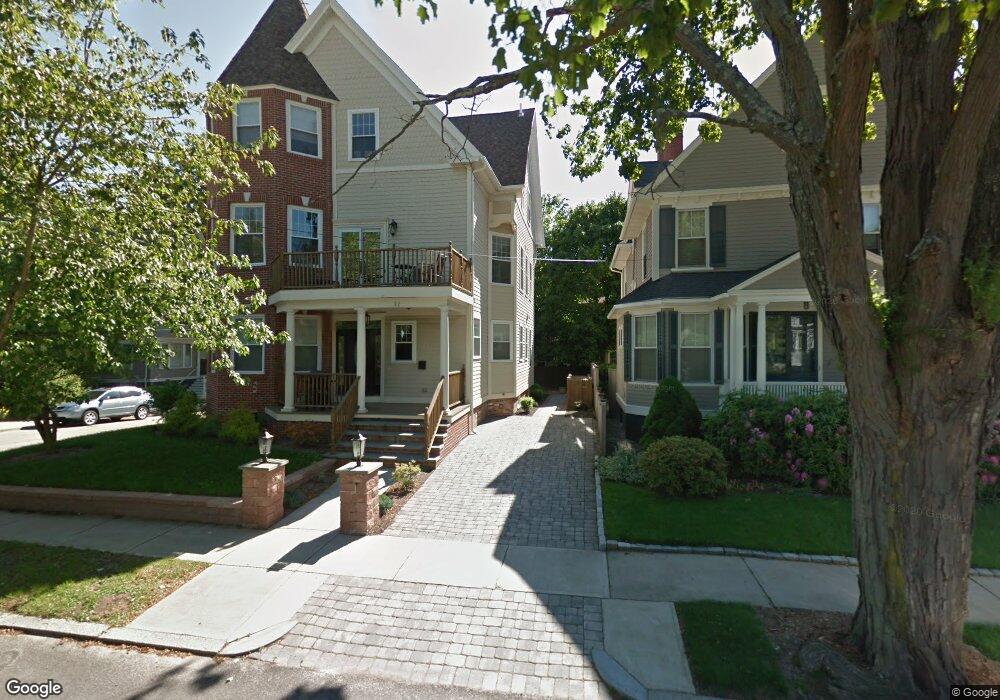 77 Taber Ave unit 2, Providence, RI 02906 - photo 1