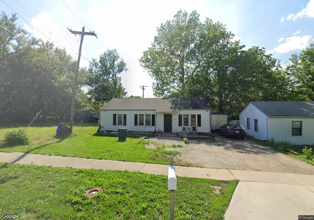 3505 SE Adams St, Topeka, KS 66605 - photo 1