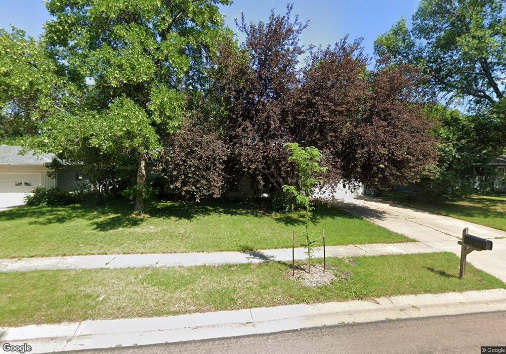 3019 9 1 2 St N, Fargo, ND 58102 - photo 1