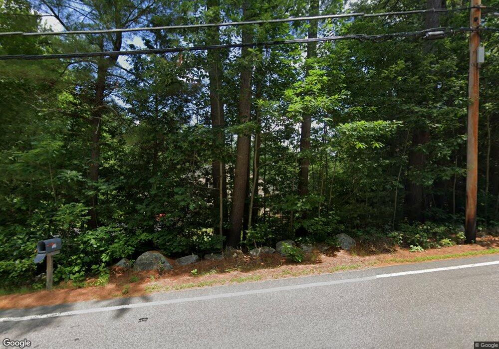 121 Wallace Rd, Goffstown, NH 03045 - photo 1