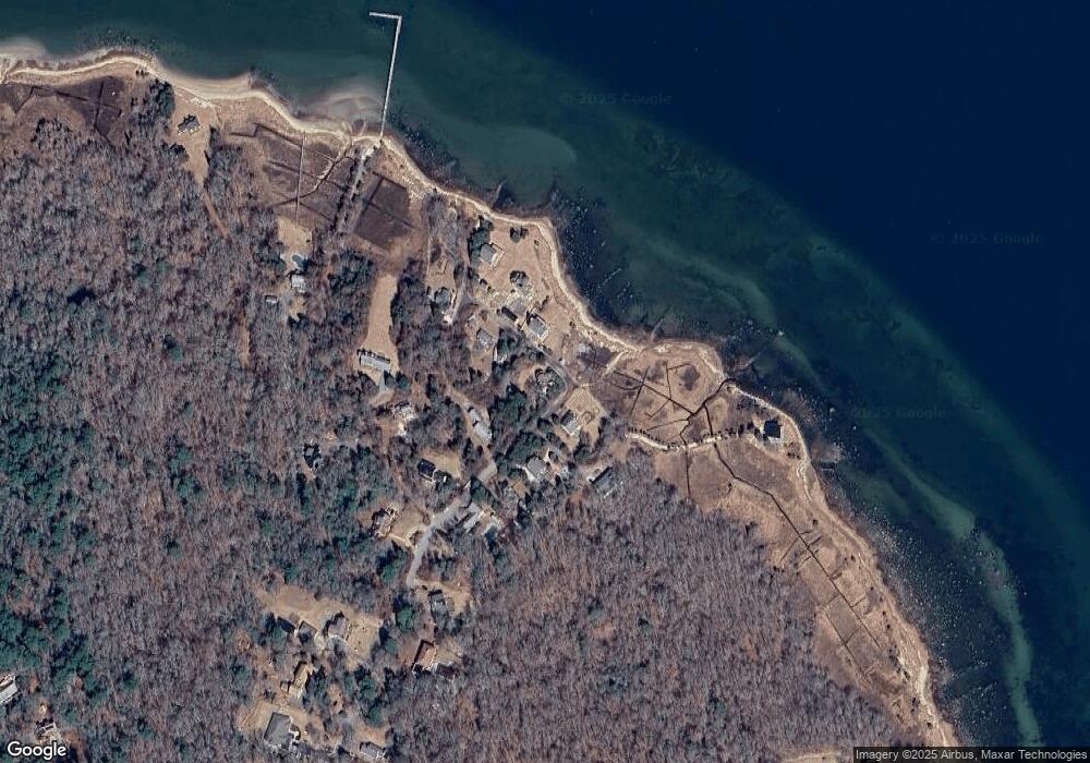 21 Noyes Ave, Mattapoisett, MA 02739 - photo 1