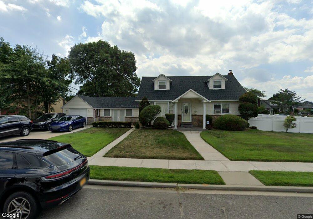 1131 Lydia Dr, Franklin Square, NY 11010 - photo 1