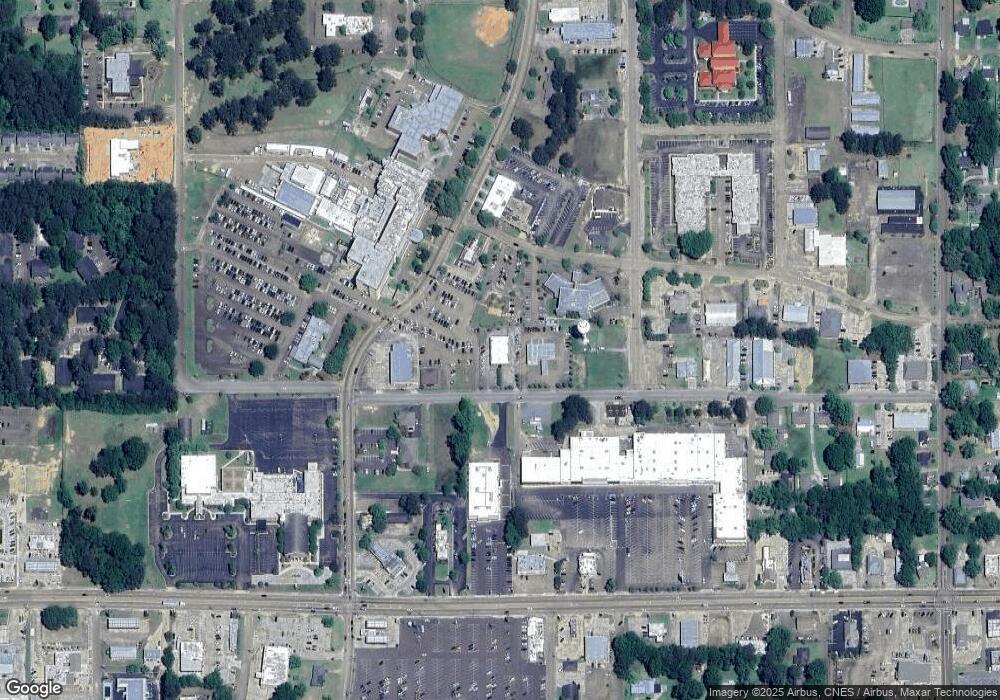 1506 Harrison Ave, McComb, MS 39648 - photo 1